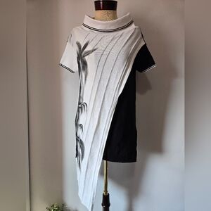Oblique Creations Italy Black and White Asymmetrical Palm Tree Top. Size Small